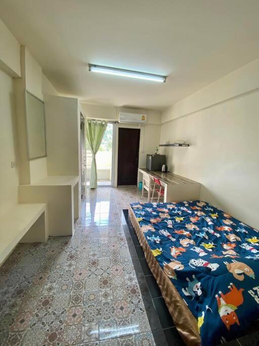 Ratanawong Place 807 Bangkok Exterior photo